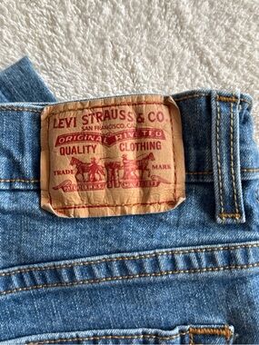 Levi's Men’s Light Blue Straight Leg Jeans - Leather Patch